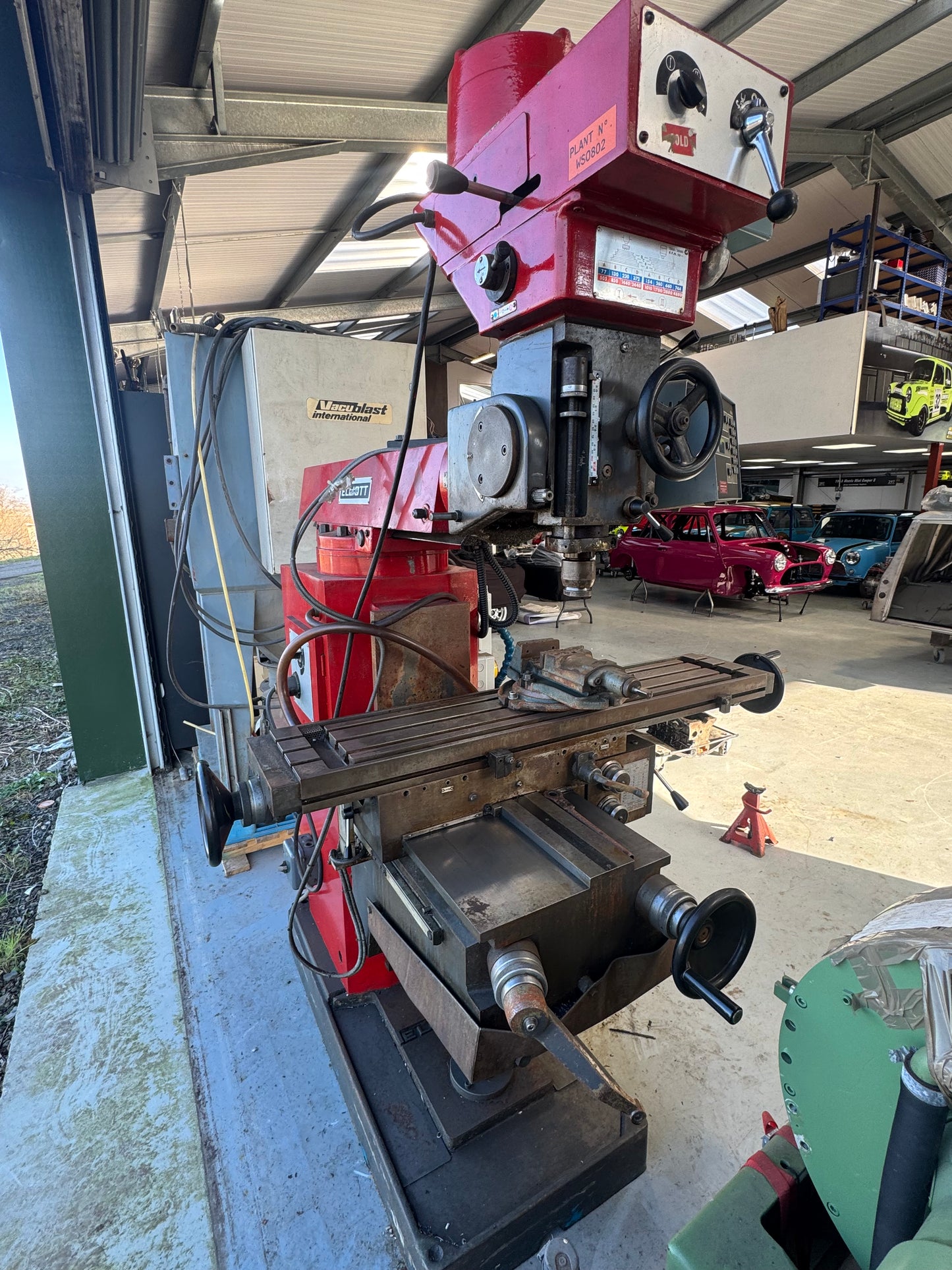 Elliott Milmor vertical milling machine